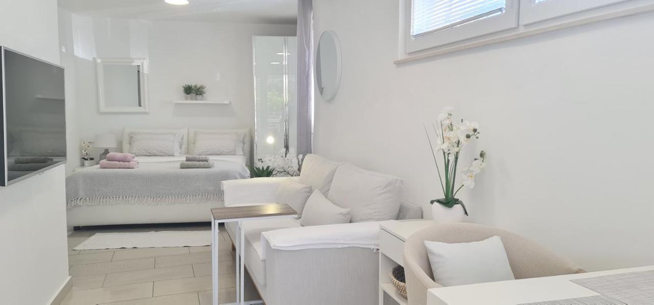 Apartamento Seahouse By Jelena Bibinje Exterior foto